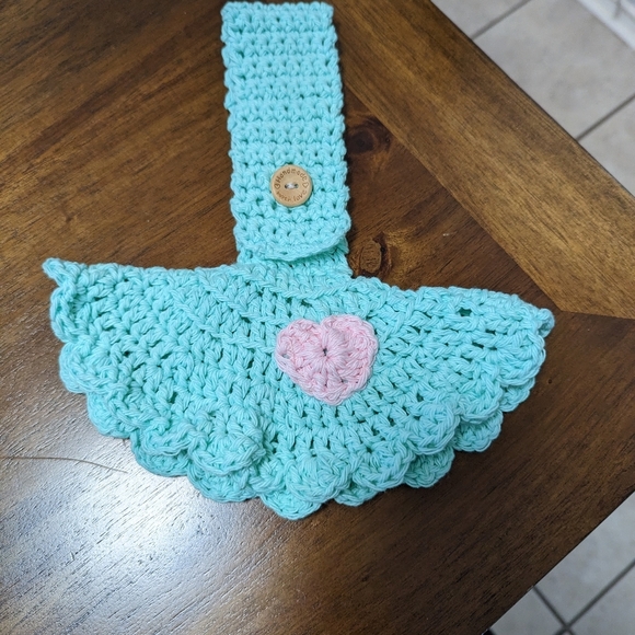 💞 2/$20 HAND CRAFTED Crocheted Towel Toppers - Picture 1 of 12